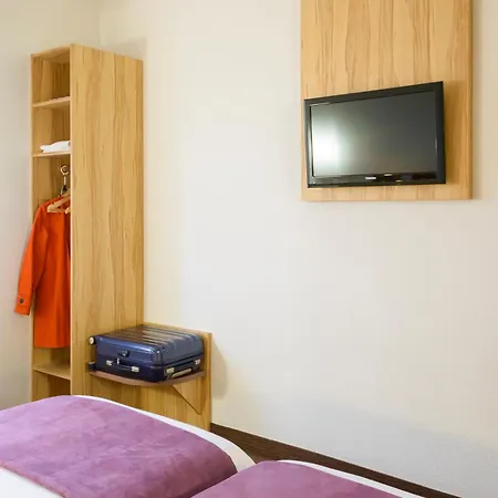 Hotel Brit Croix Blandin 3*