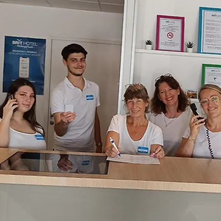 Hotel Brit Croix Blandin 3*