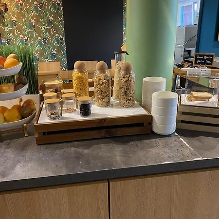 Hotel Brit Croix Blandin