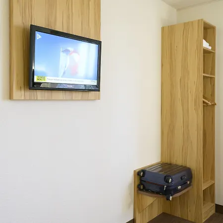 Brit Croix Blandin Hotel 3*