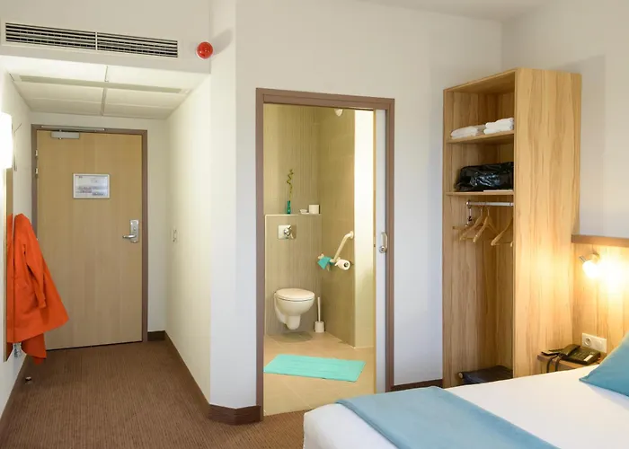 Brit Croix Blandin Hotel