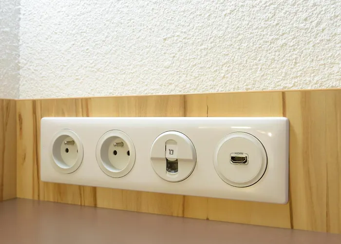 Brit Croix Blandin Hotel 3*