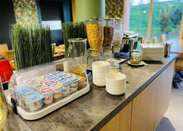 Hotel Brit Croix Blandin