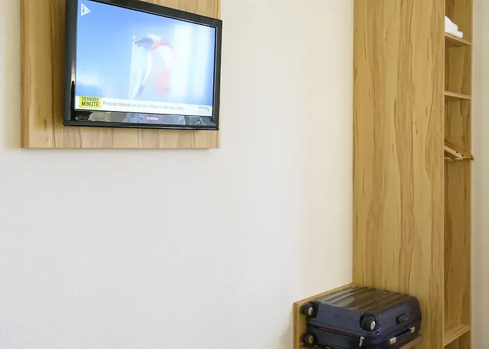 Croix Blandin Hotel 3*