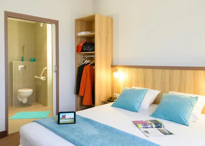 Croix Blandin Hotel 3*