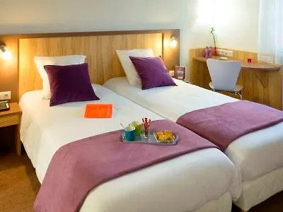Hotel Croix Blandin 3*